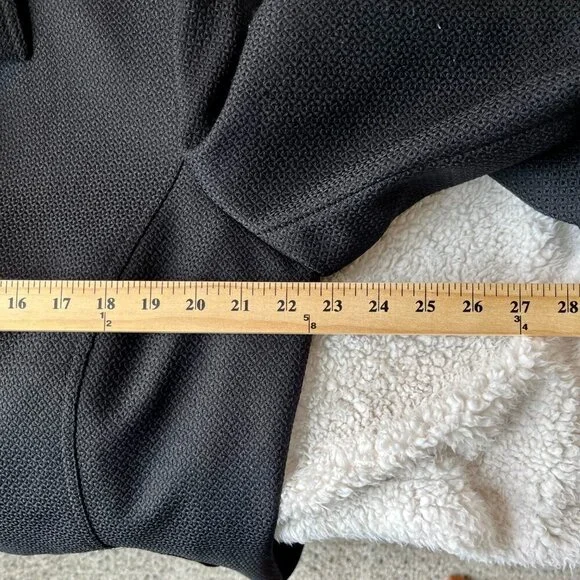 Tahari Black Boucle Jacket Gold-Tone Button, 14W - Picture 14 of 14